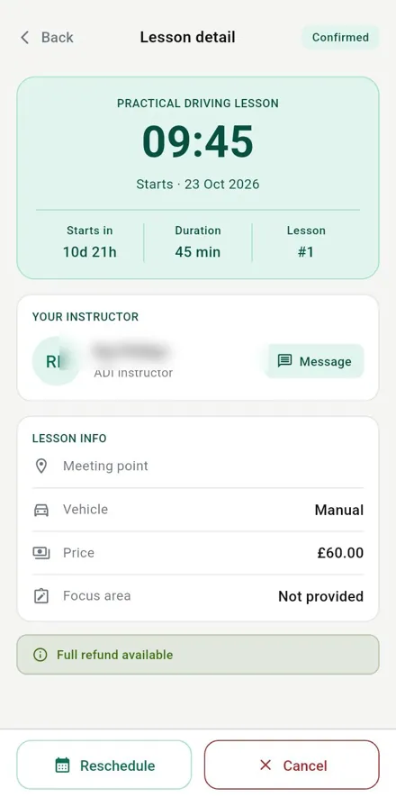 Lesson detail screen with start time, instructor and a full refund note